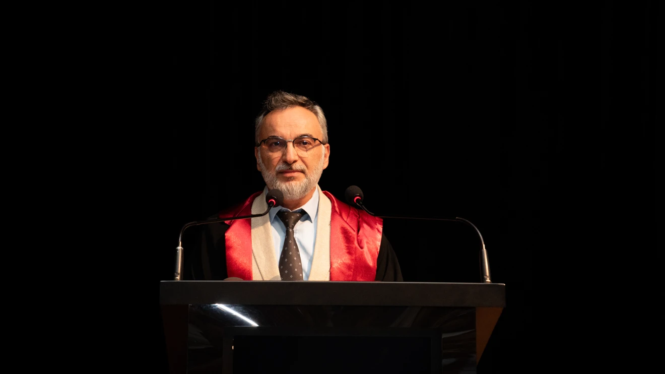 Selçuk Üniversitesinde genç hekimler diplomalarına kavuştu